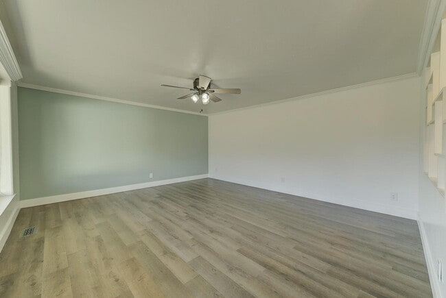 Photo - 440 S 1600 W St