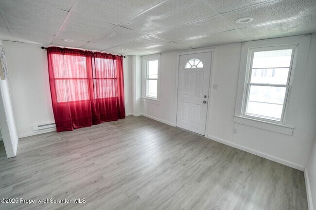 Photo - 1012 Clearview St