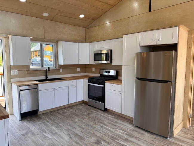 Photo - 1149 Virginia Lynn Wy