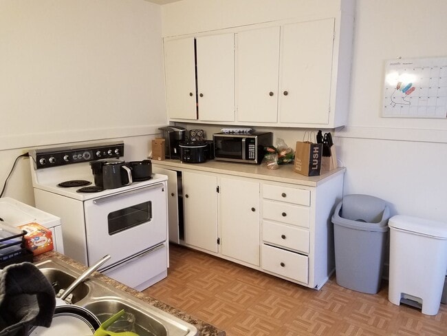 Photo - nre1215 Unit 1215