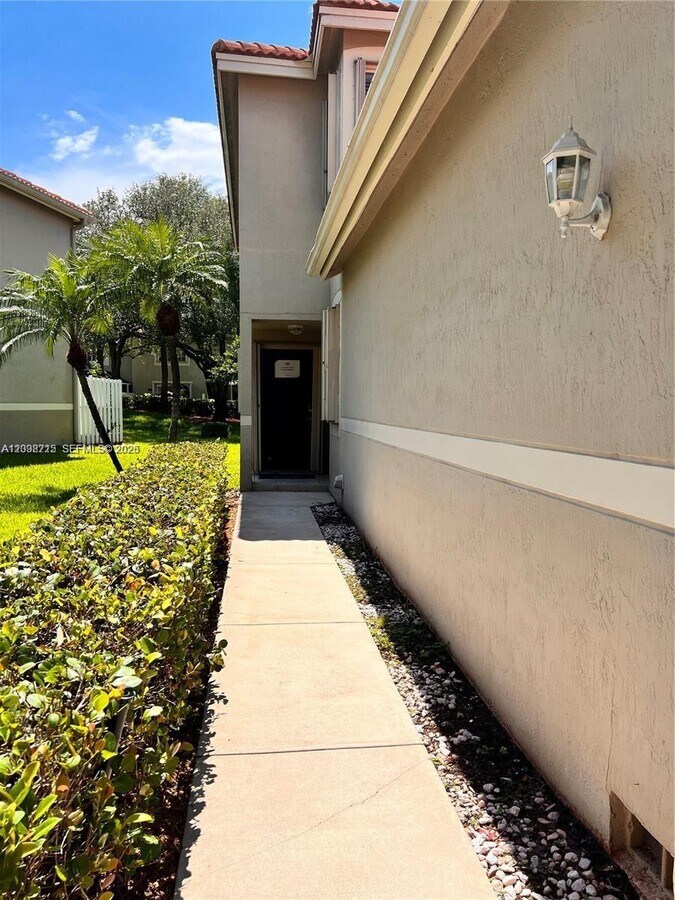 Photo - 1290 Sorrento Dr