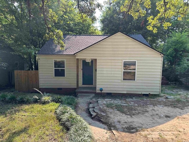 Building Photo - 2119 S Harrison St Rental