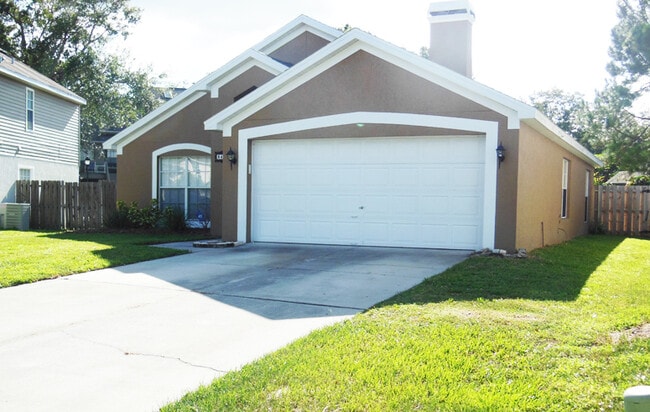 Building Photo - Lake Mary 3 Bed 2 bath Pool with Pet frien... Rental