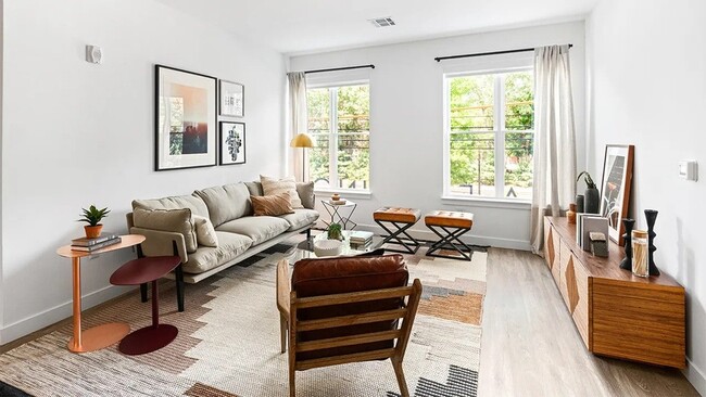 Photo - The 266 Framingham