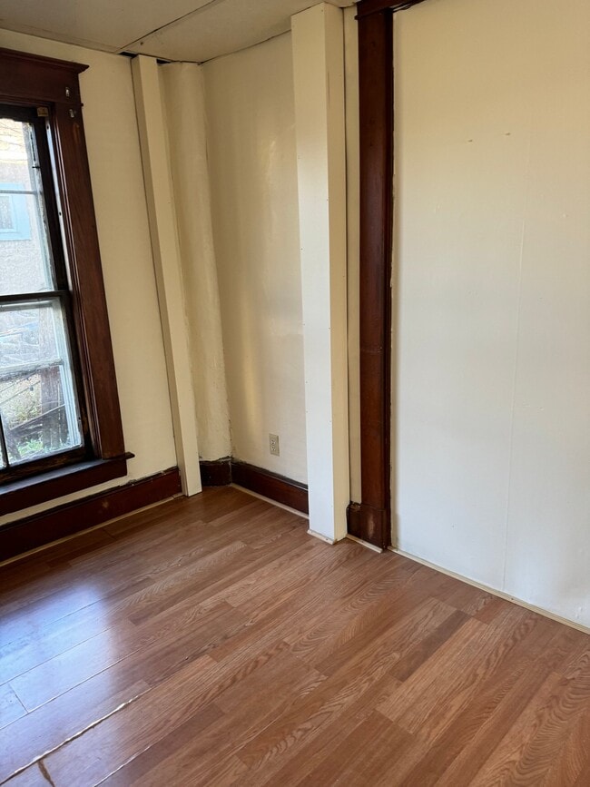 Photo - 236 Broadway Unidad 2