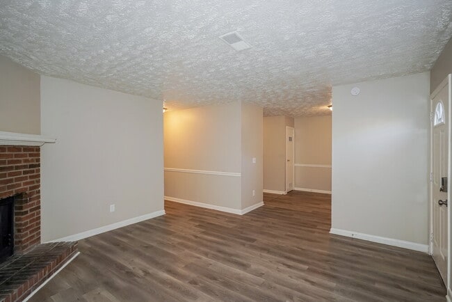 Photo - 833 Netherlands Dr