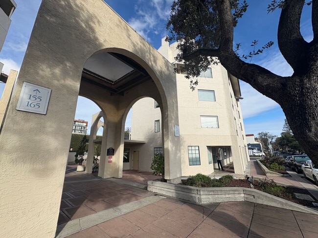 Photo - Spacious Condo in Downtown Palo Alto,  2BR | 2 BA Unit 3C