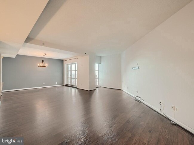 Photo - 250 S President St Unidad 404