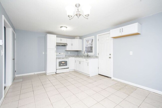 Photo - 77 Chester St Unit #77