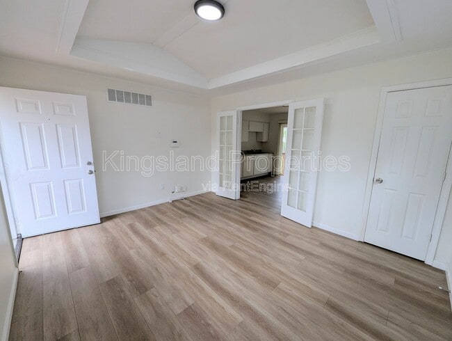 Photo - 11891 Bridgevale Ave