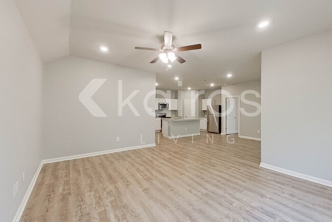 122 Yardley Ct