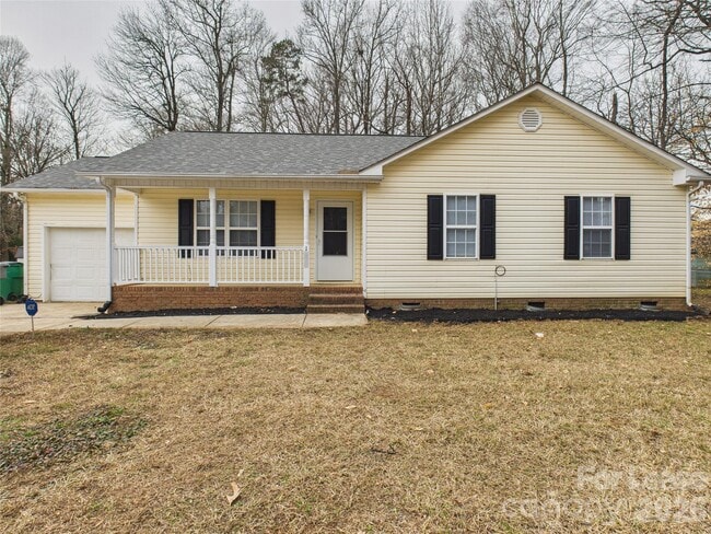 Building Photo - 1020 Ashford St