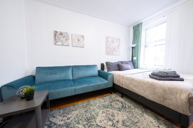 Photo - 328 E 74th St Unit ID1032011P