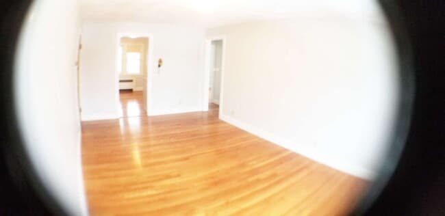Building Photo - 192 Holbrook Rd Unit Apt 4