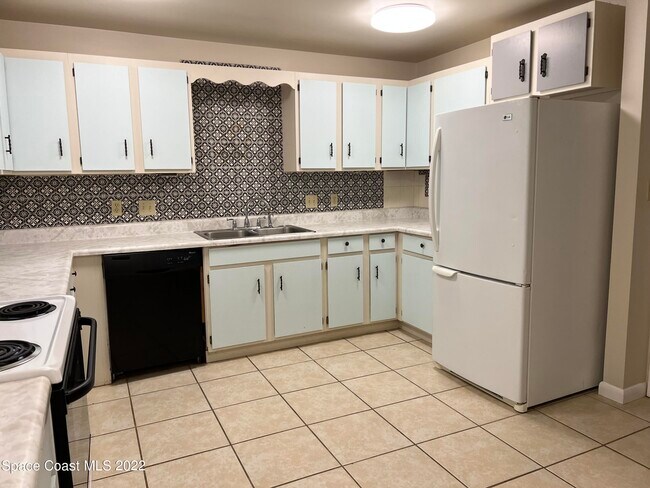 Photo - 113 Medina St