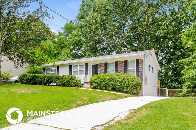 Photo - 2834 Micmac Dr