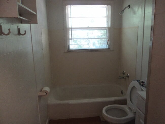 Photo - 125 Nelson Ave
