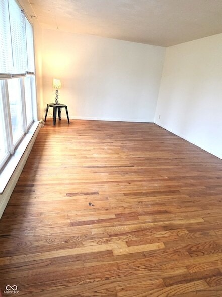 Photo - 10701 Broadway St