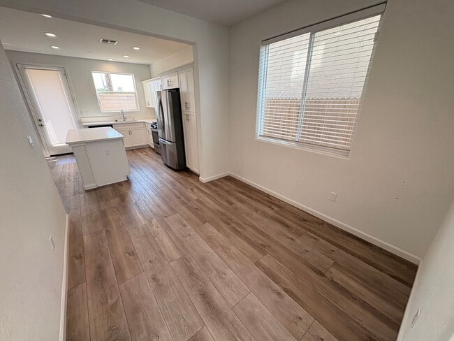 Photo - 947 W Payson Ave