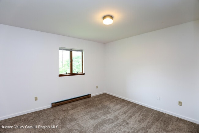 Photo - 126 Main St