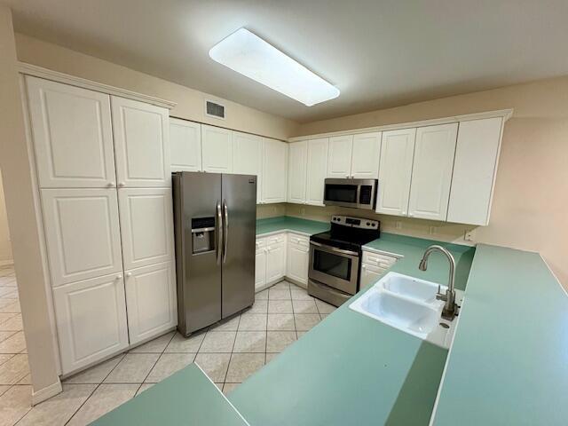 Photo - 406 Westlake Ct