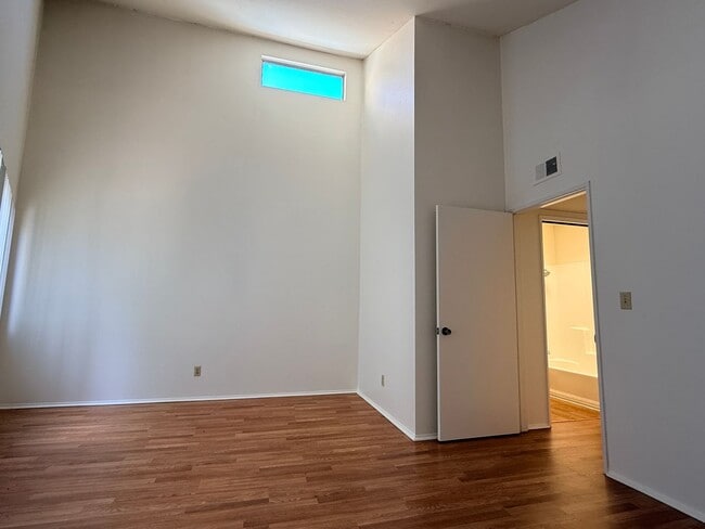 Photo - Bright 2 Bedroom Condo with Fireplace, Washer/Dryer, and 1/2 a mile to USD