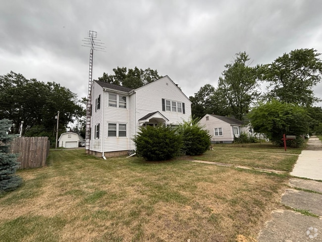 Building Photo - 312 S Porter St Rental