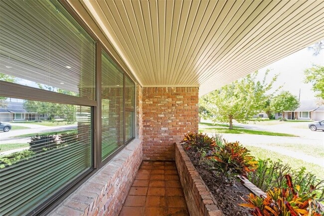 Photo - 10825 Willowisp Dr