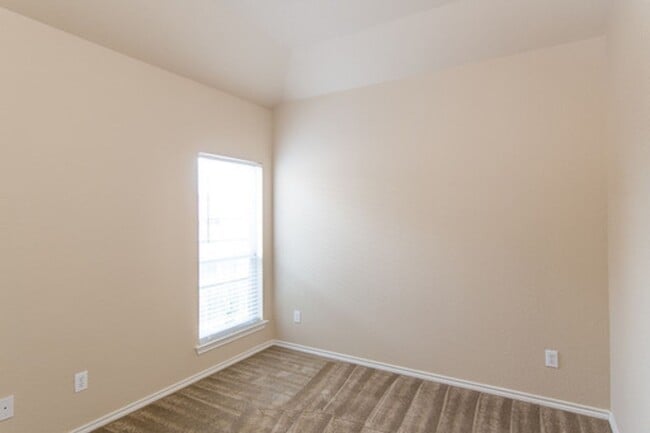 Photo - 1407 Piedmont Dr Unit 1407 Piedmont Drive
