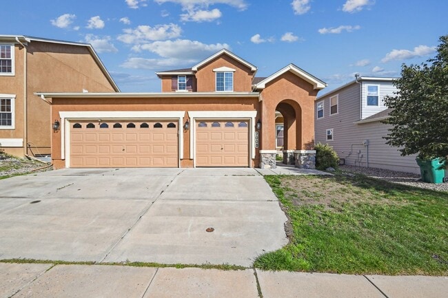 Building Photo - 7005 Wood Lily Dr