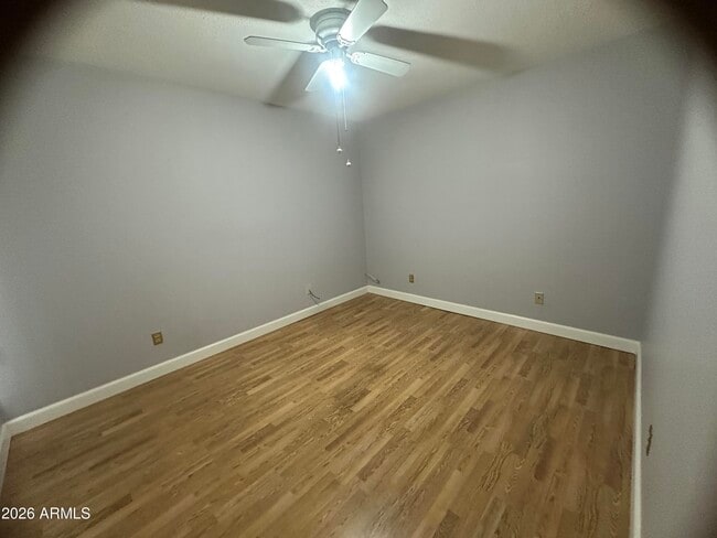 Photo - 5208 S Hazelton Ln