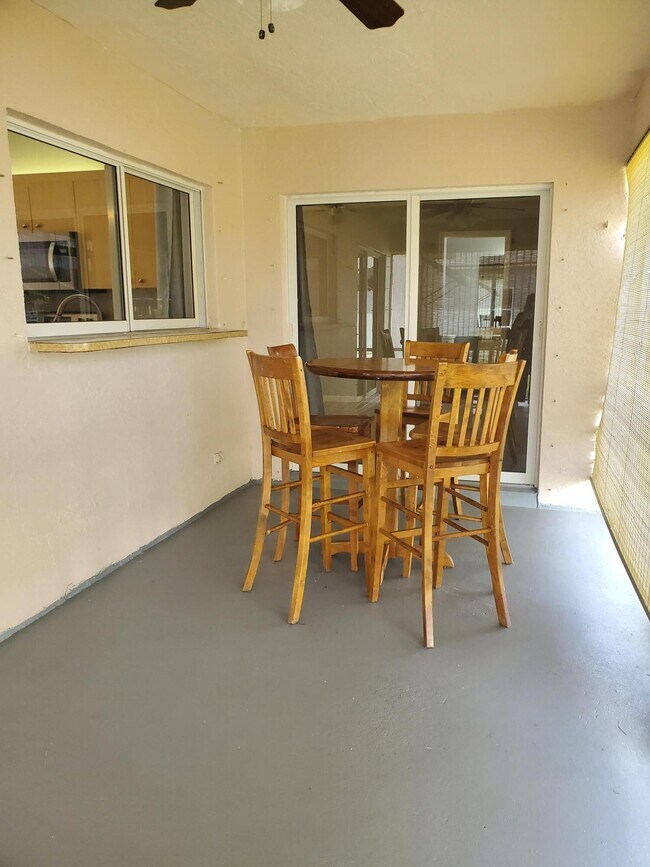 Photo - 3234 SW Fillmore St