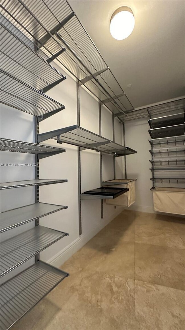 Photo - 901 Brickell Key Blvd