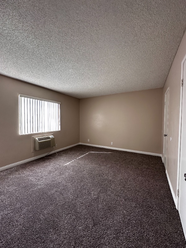 Photo - 5136 N Glendora Ave Unidad 27