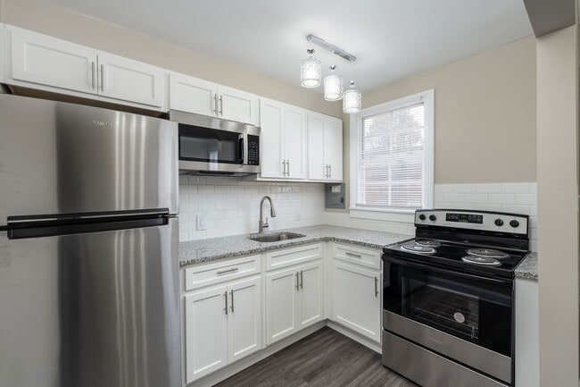 Photo - Legacy Apartments