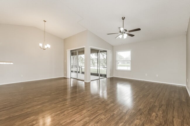 Photo - 1928 Tidewater Ct