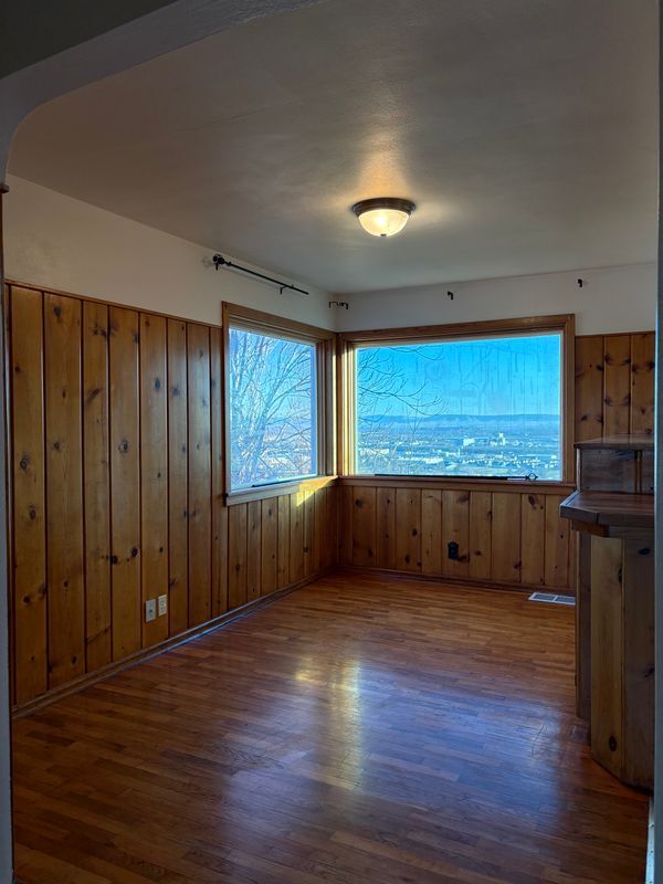 501 Grandview Ave