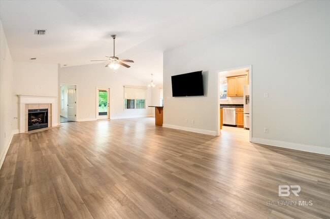Photo - 9534 Woolrich Ave