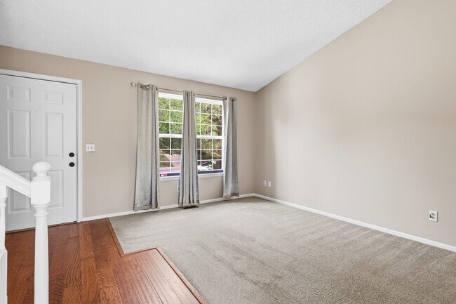 Photo - 4594 S Richfield St
