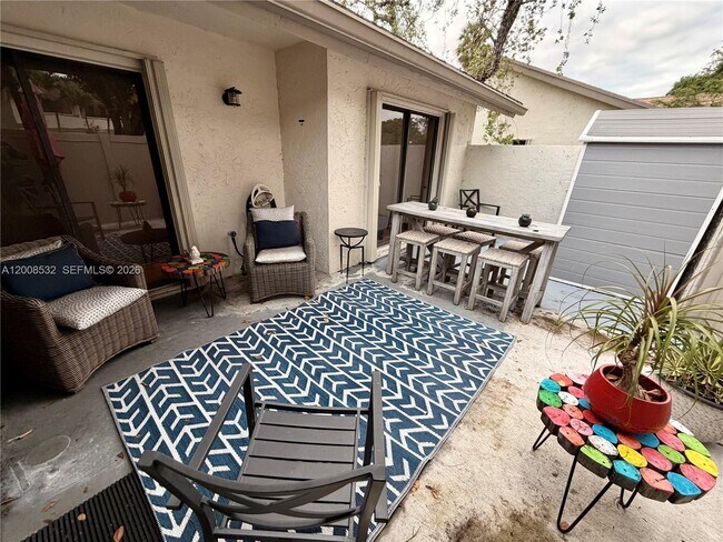 Photo - 3064 S Oakland Forest Dr Unit 1001