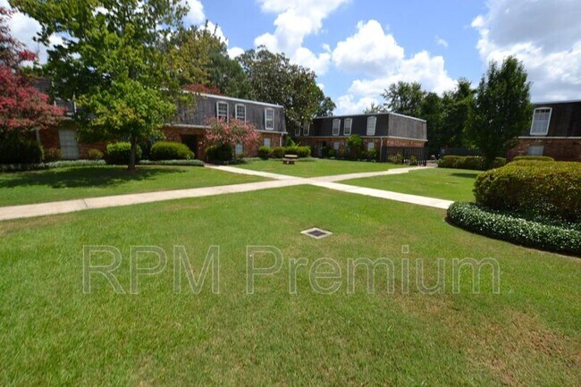 Photo - 1755 College Dr Unidad 229