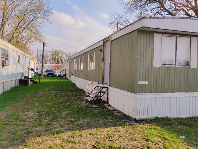 40 Mahoning Ave
