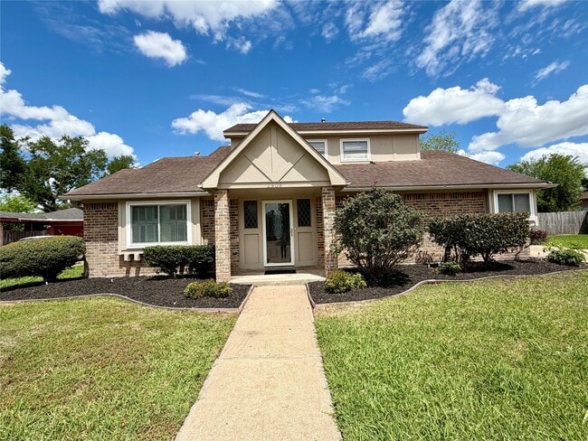 Building Photo - 2306 Rushbrook Dr