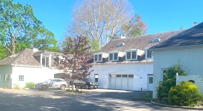 Building Photo - 36 Hamilton Rd Rental