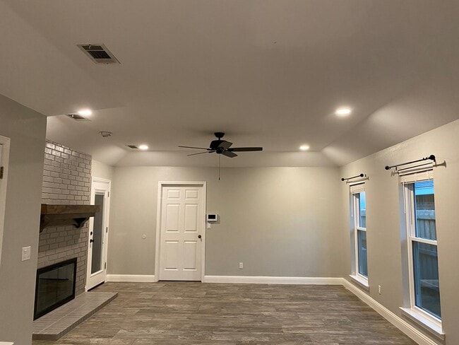 Photo - 4618 Bishops Castle Dr