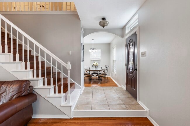 Photo - 6827 Hollow Hearth Dr