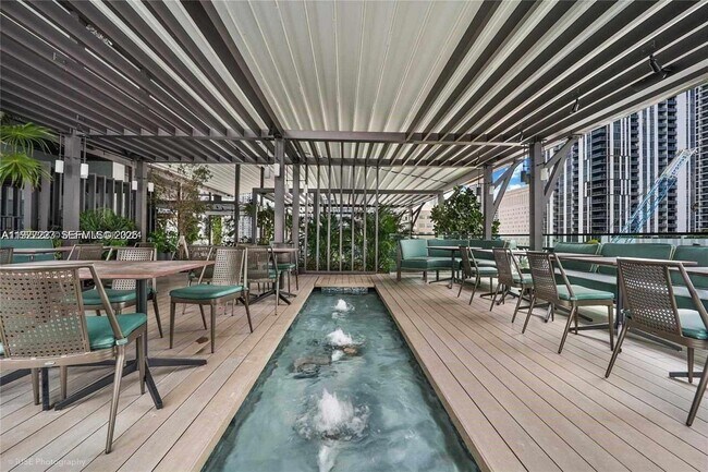 Photo - 159 NE 6th St Unit 4113