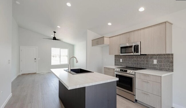 Photo - 1261 W Bass River Dr