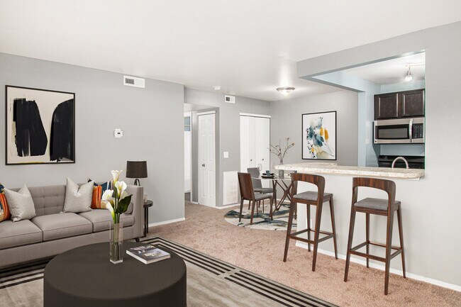 Photo - Westfield Club Apartments