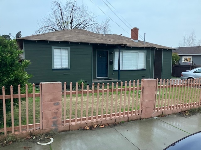 Photo - 733 Grant St